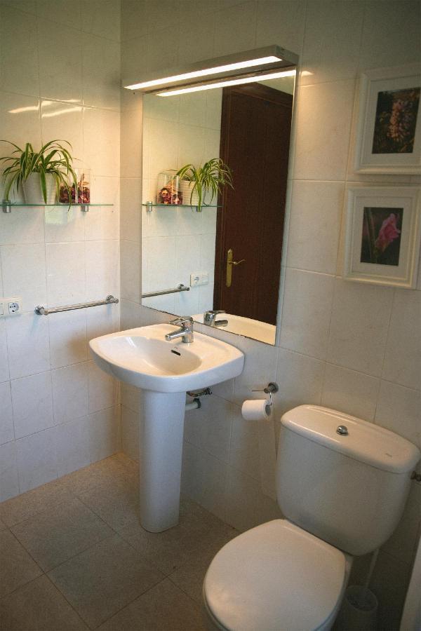 Masia Bartomeu Rural House Between Vineyards 2Km From The Beach إل فيندريل المظهر الخارجي الصورة